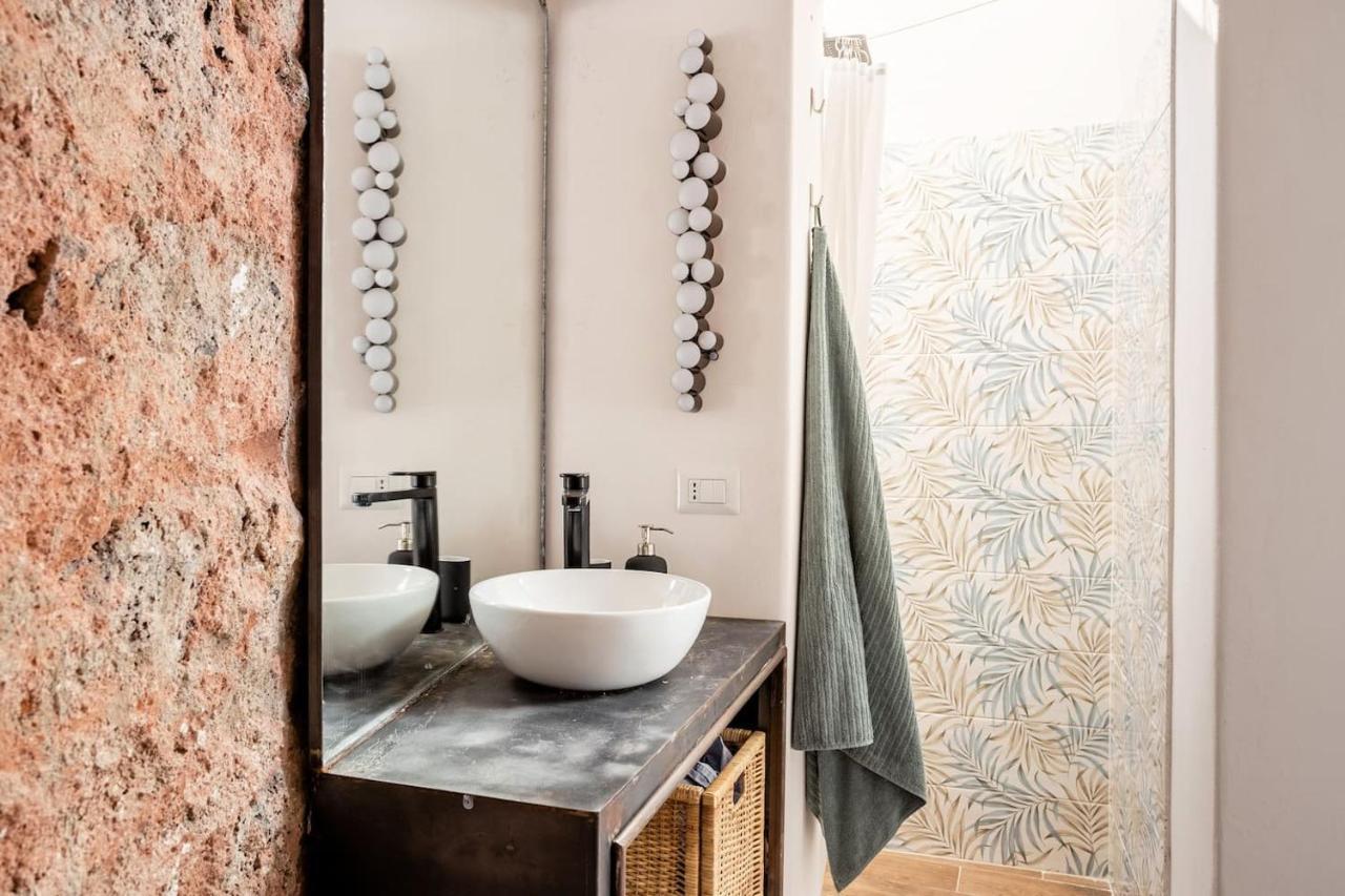 Home Rising Sun - Rooms With Private Bathrooms Катания Экстерьер фото