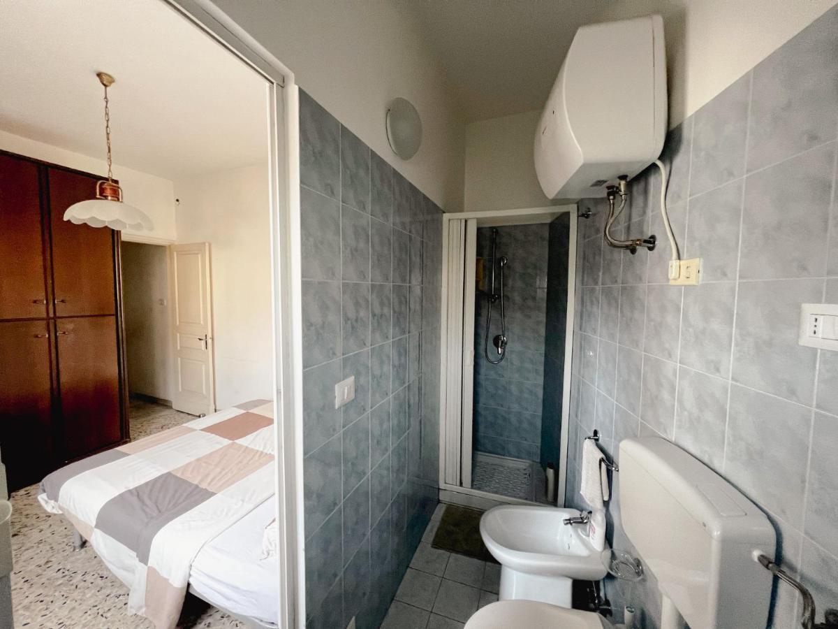 Home Rising Sun - Rooms With Private Bathrooms Катания Экстерьер фото