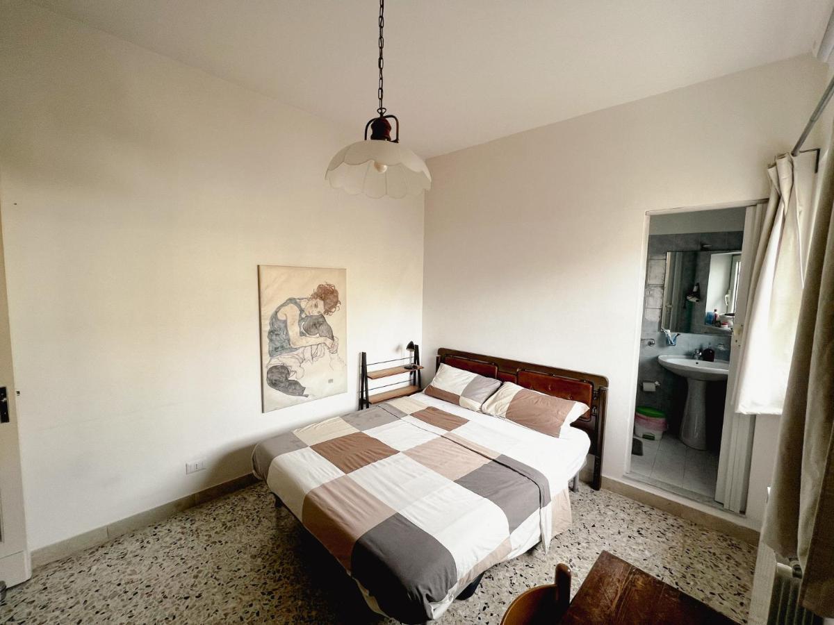 Home Rising Sun - Rooms With Private Bathrooms Катания Экстерьер фото